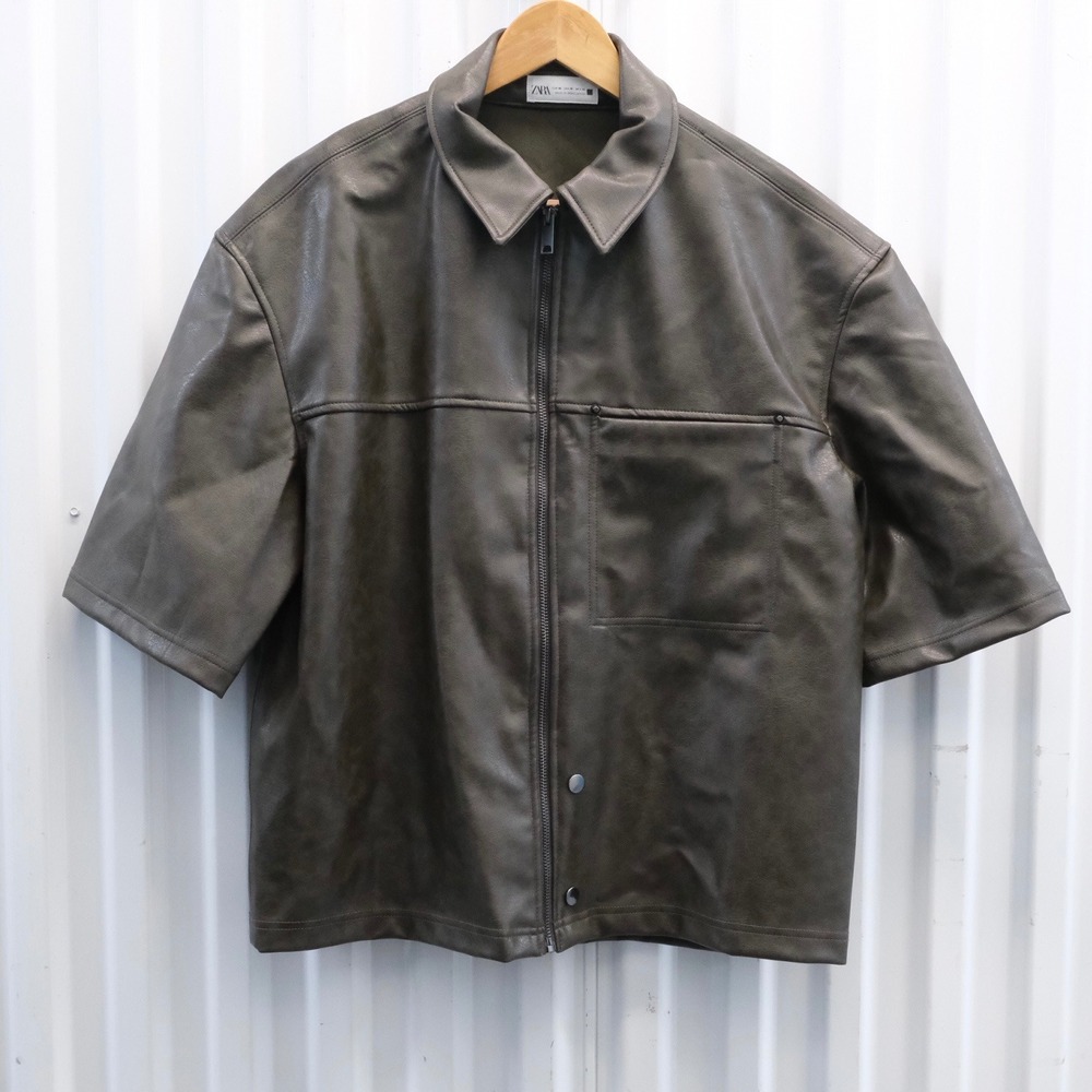 ZARA Men's Faux Leather Oversize‎ Short Sleeve Zip Shirt Jacket Size Medium